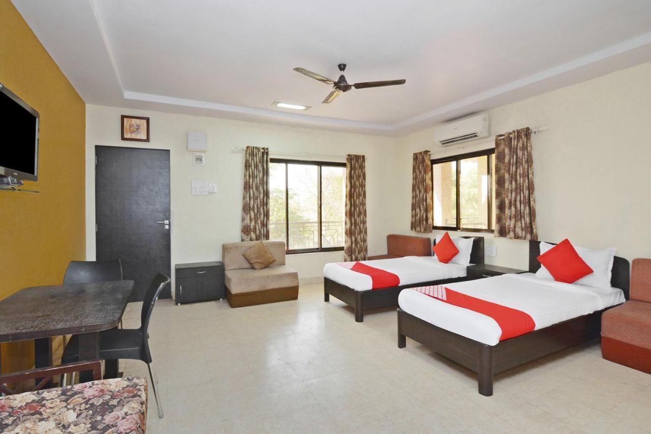 Oyo Midway Park Resort Atgaon Экстерьер фото