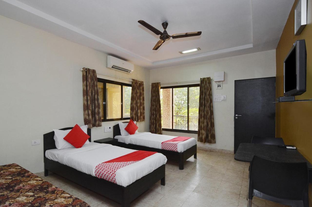 Oyo Midway Park Resort Atgaon Экстерьер фото